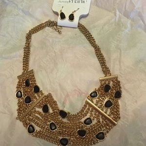 Necklace Earring Set